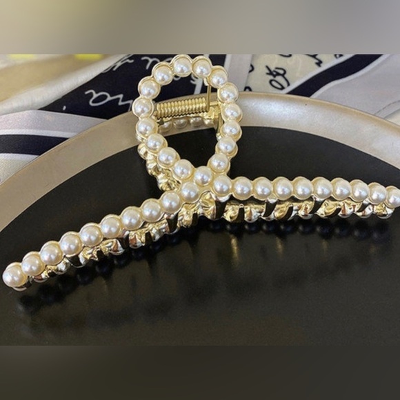 Super Elegant Embellished Hairpin to Enhance your Casual or Night Our Hair look main image 7